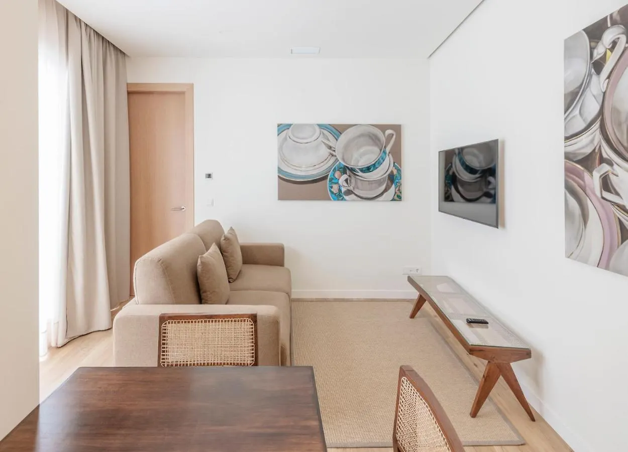 Graffiti Suites El Museo Malaga